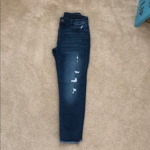 Justice jeans size 12 NWOT. Soft and stretchy